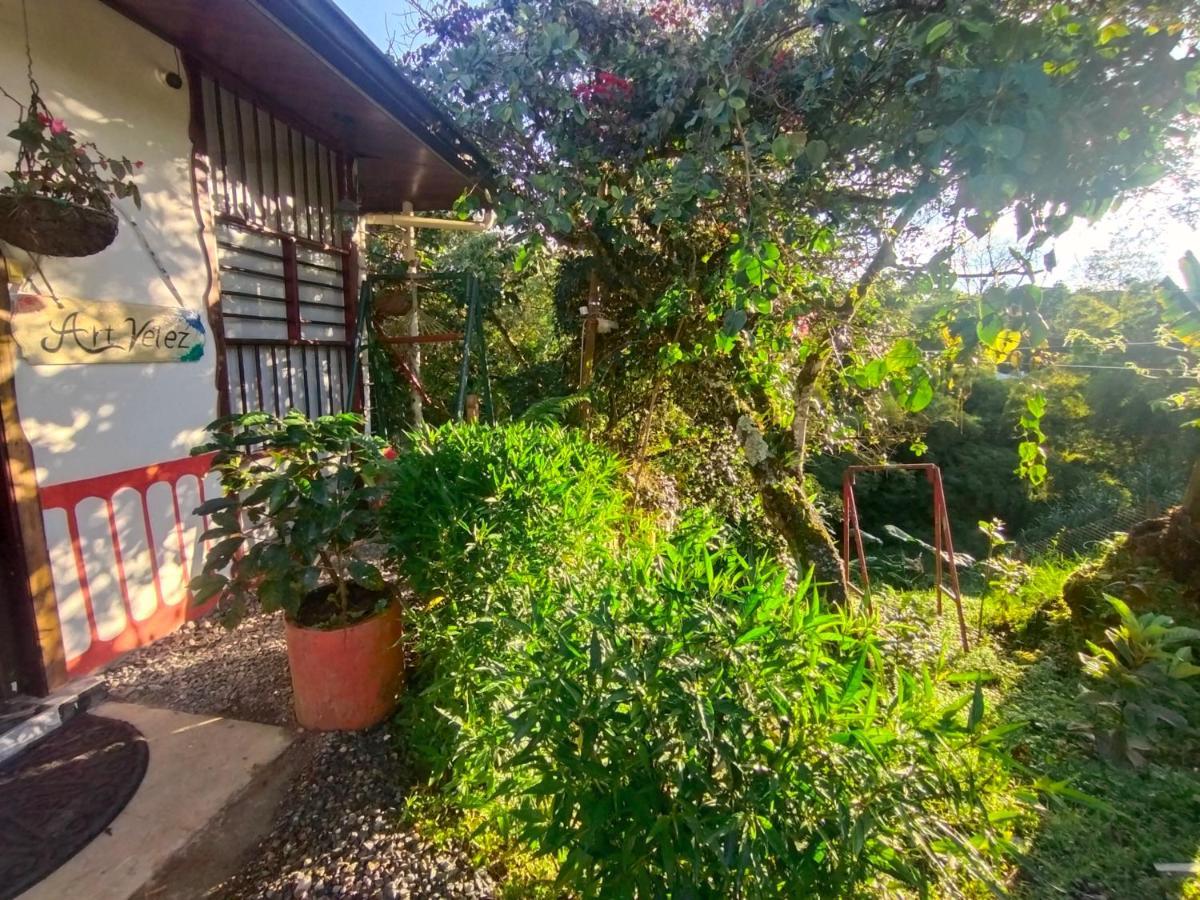 Hotel Casa Turistica Art-Velez Salento Exterior foto